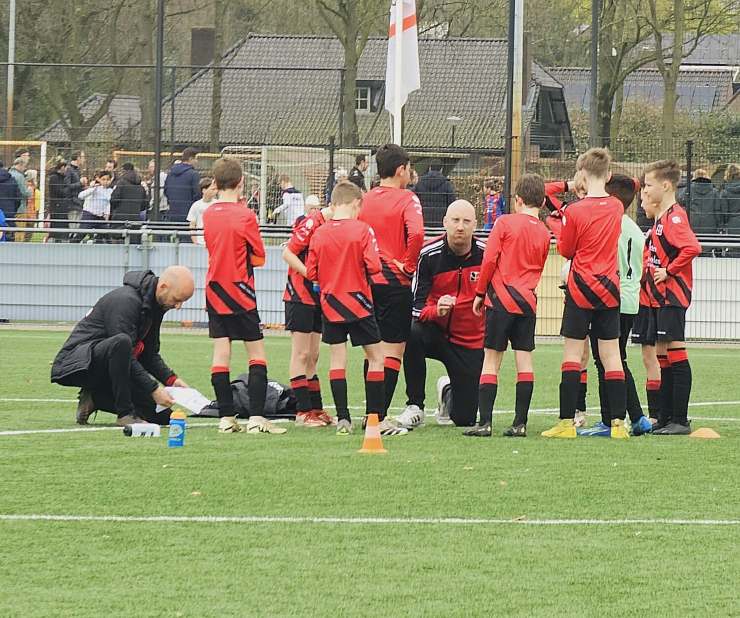VV HEBES JO12-1 ongeslagen kampioen in de 3e fase en winnaar van het PeelPartners Paastoernooi in Asten